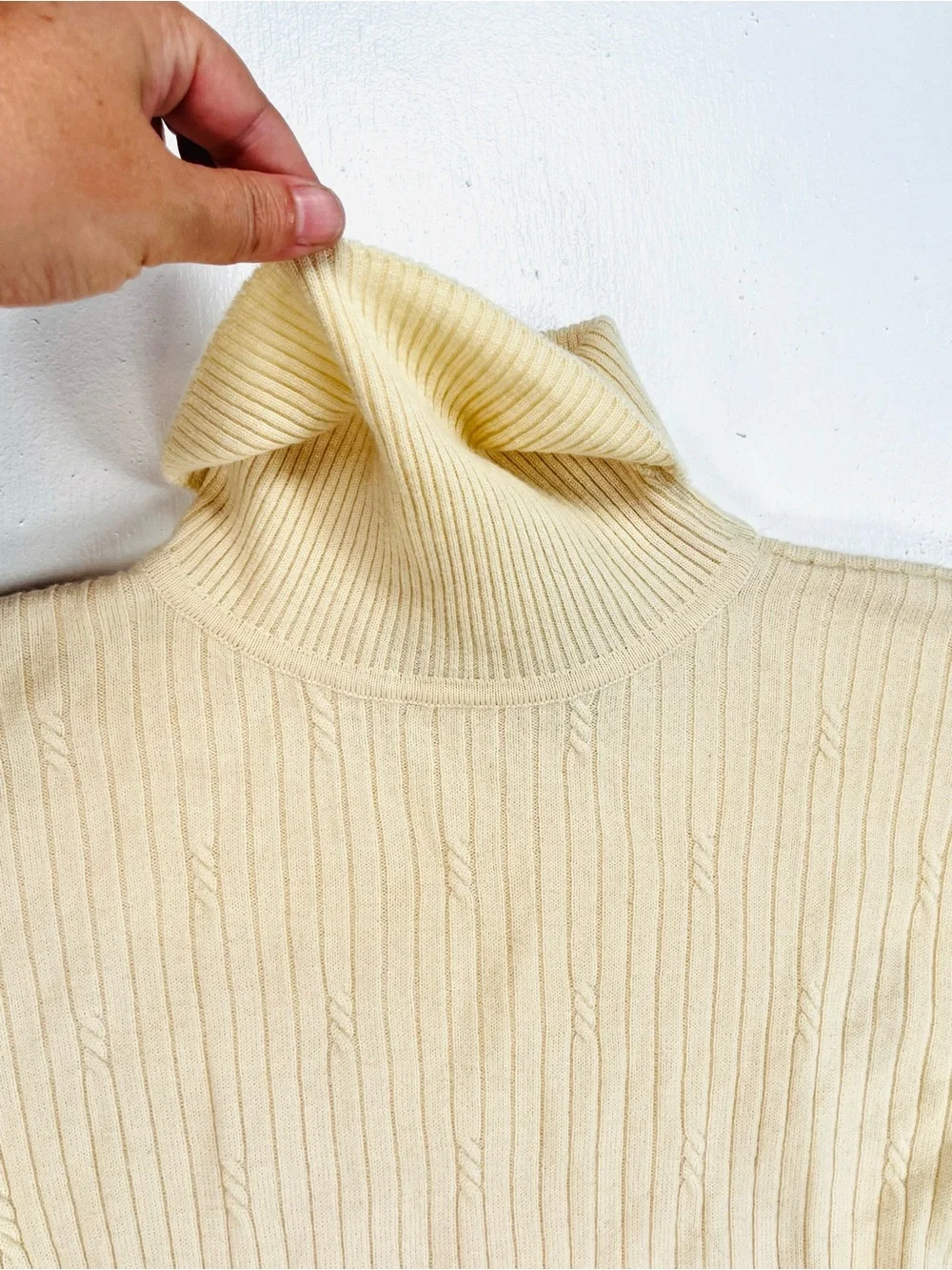Liz Claiborne 100% Merino Wool Vintage Cream Ribbed Turtleneck Sweater Size L